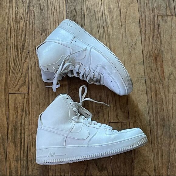 NIKE SNEAKERS  - Picture 1 of 8